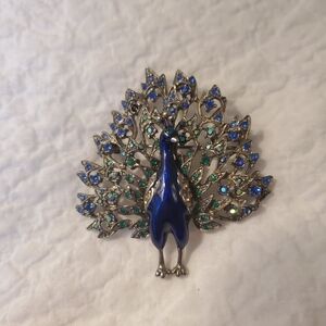 Whimsical Peacock Brooch With Sparkling Rhinestone Accents